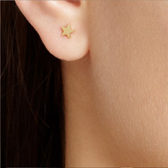 JENNIFER MEYER 18 Karat Gold Star Earrings