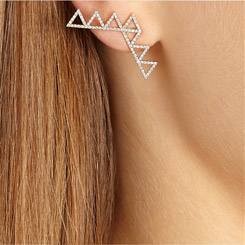 LITO Izel 14 Karat Gold Diamond Earrings