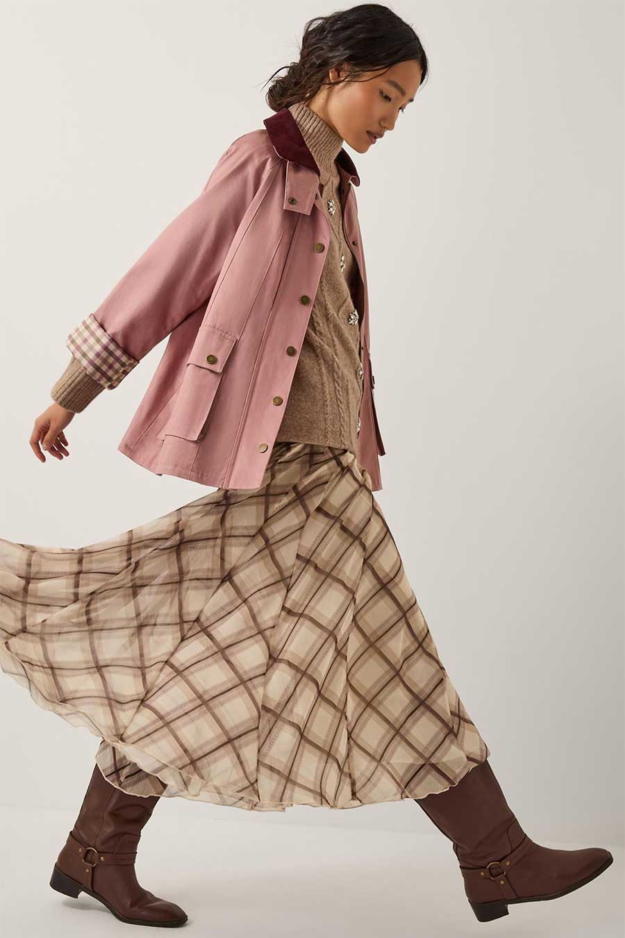 Berries, Browns and Cream