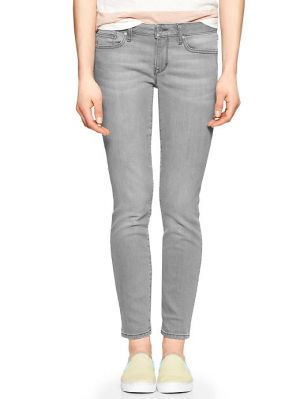 Ensemble: Casual Light Grey and White - YLF